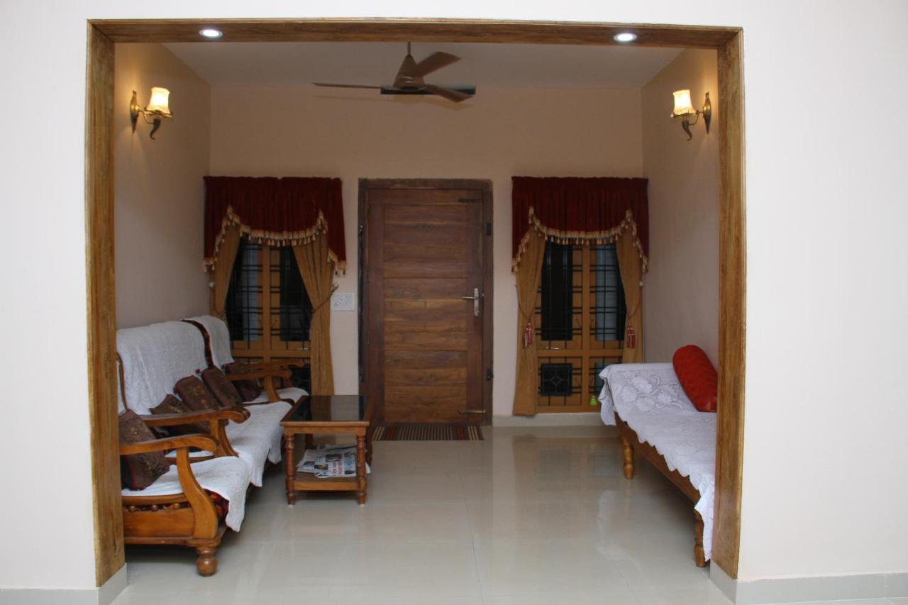 Anand Homestay Kattappana Exteriör bild